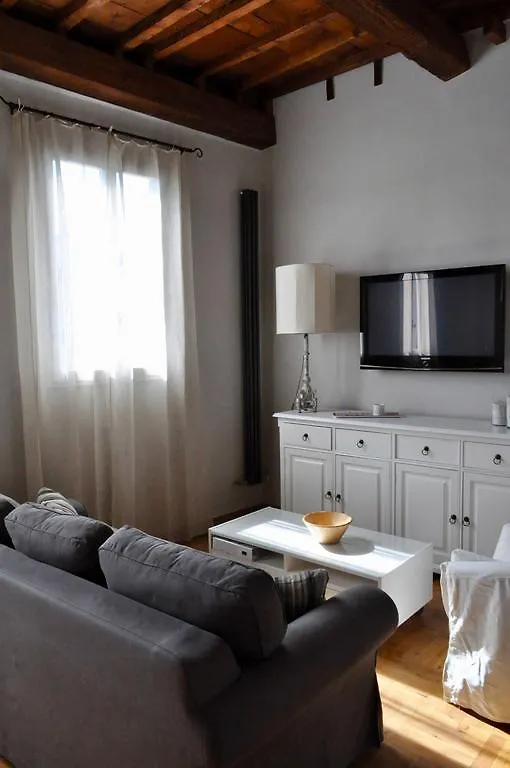 Borgo San Frediano - Flo Apartments Florence Italy